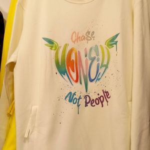 Meet your Posher, Gregory